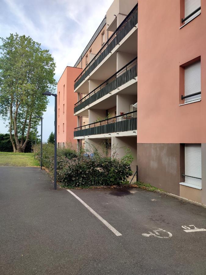 T2 En Centre Ville Avec Place De Parking Privative Le Mans Eksteriør billede